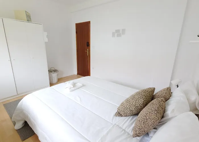 Апартаменты Freedom Surf House Serra d'El-Rei